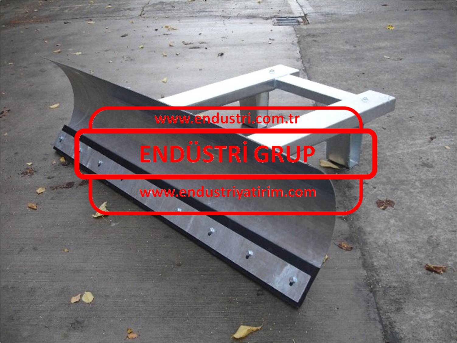 forklift-catali-kar-kum-talas-toz-kureme-supurme-atasmani-aparati-kepcesi-makinasi-kuregi-bicagi (2)