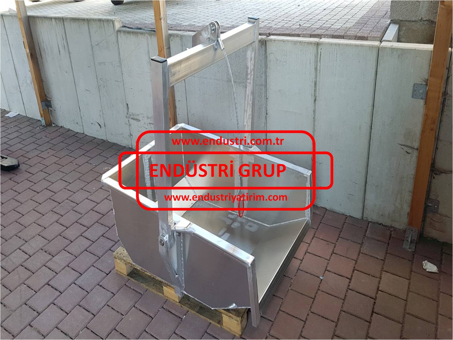 kule-vinc-forklift-devirmeli-insaat-hafriyat-moloz-micir-kum-beton-atik-cop-malzeme-tasima-dokme-kovasi-konteyneri-teknesi (2) kule-vinc-forklift-devirmeli-insaat-hafriyat-moloz-micir-kum-beton-atik-cop-malzeme-tasima-dokme-kovasi-konteyneri-teknesi